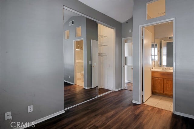 Building Photo - 3 Breakers Ln