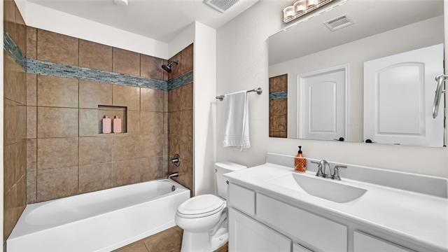 Building Photo - 9890 Vita Dolce Dr