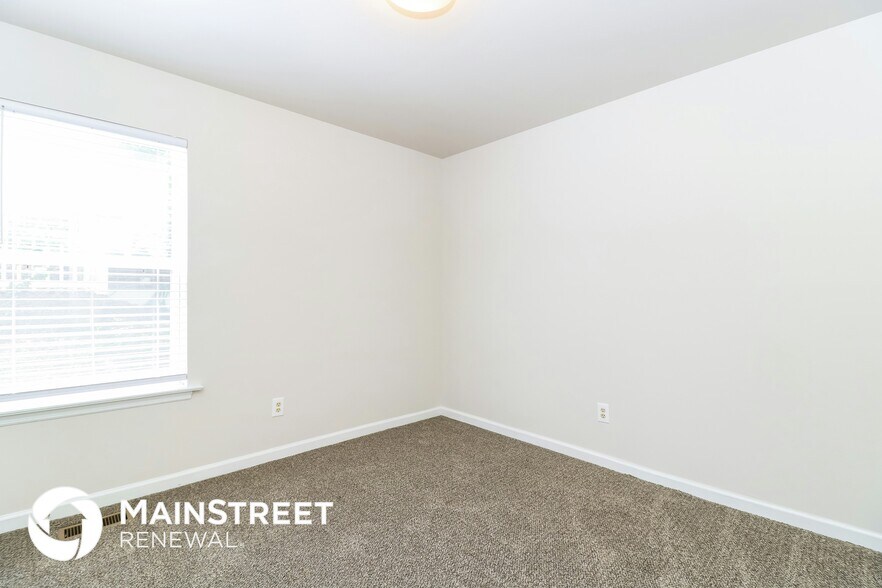 Building Photo - 14 Cantabrian Ct