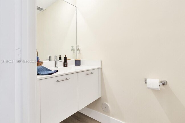 Building Photo - 8055 NW 104th Ave