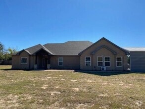 Building Photo - 883 County Rd 37