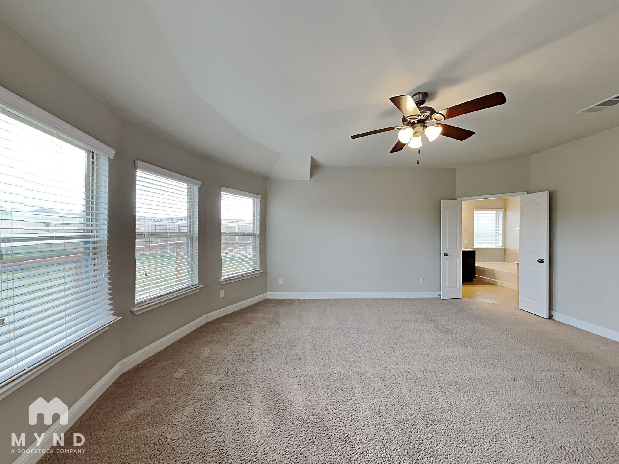 Building Photo - 3367 De Coronado Trail
