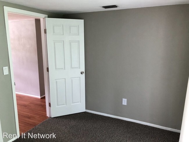 Building Photo - 3 br, 2 bath House - 5217 Greenwood St