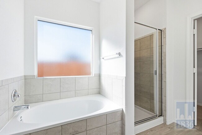 Building Photo - 106 Arbordale St