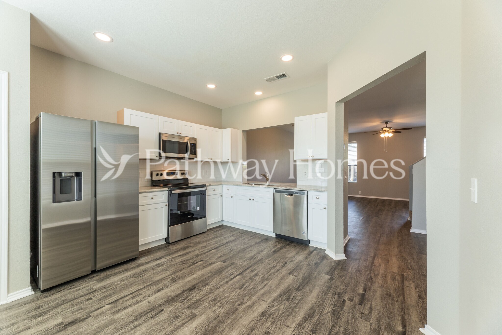 Building Photo - 800 Chickesaw Ln