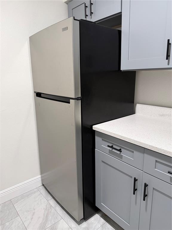 Building Photo - 9201 Tudor Dr