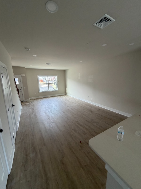 Building Photo - 1411 Greenview Dr