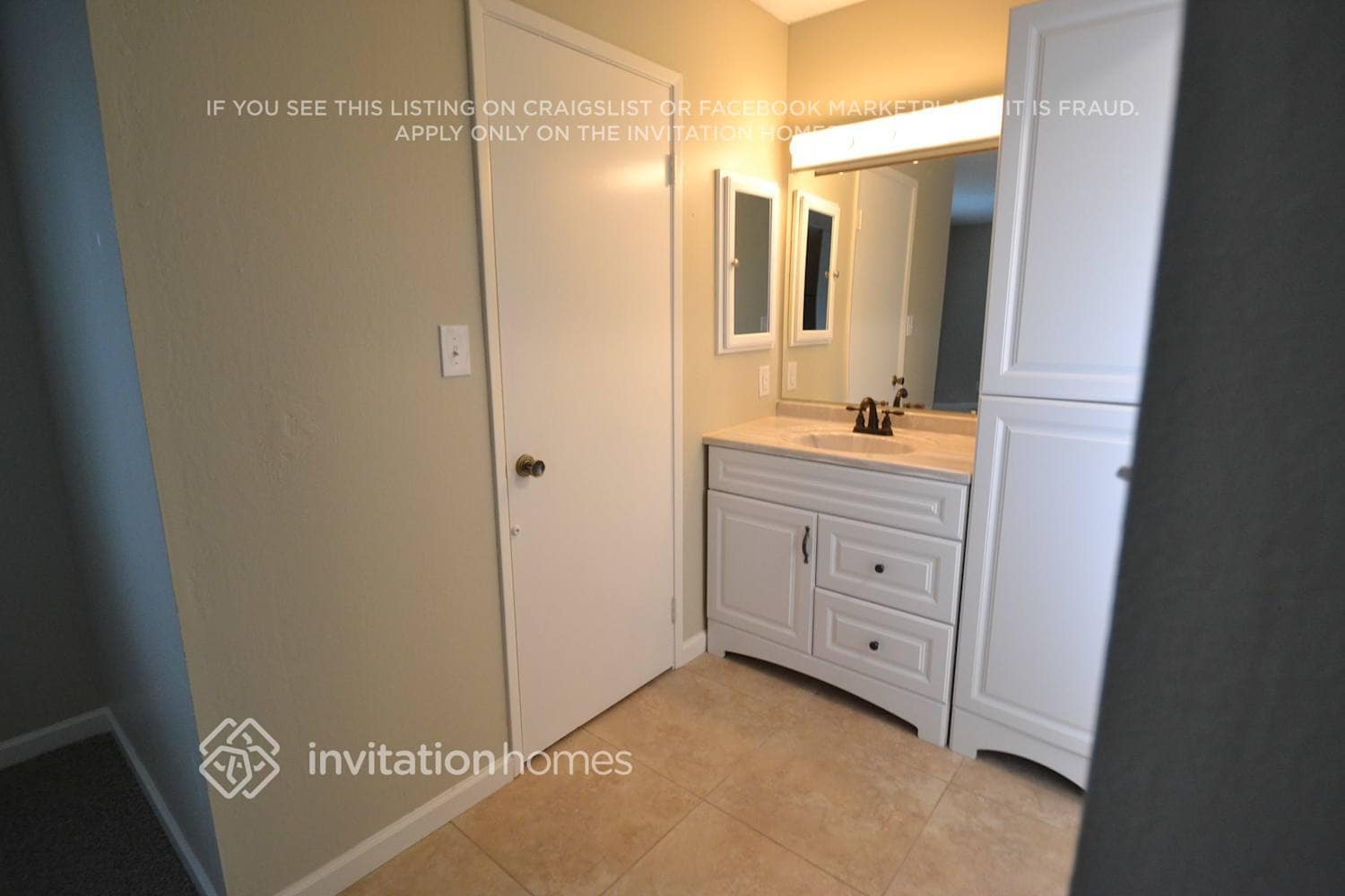 Building Photo - 2852 Londonderry Dr