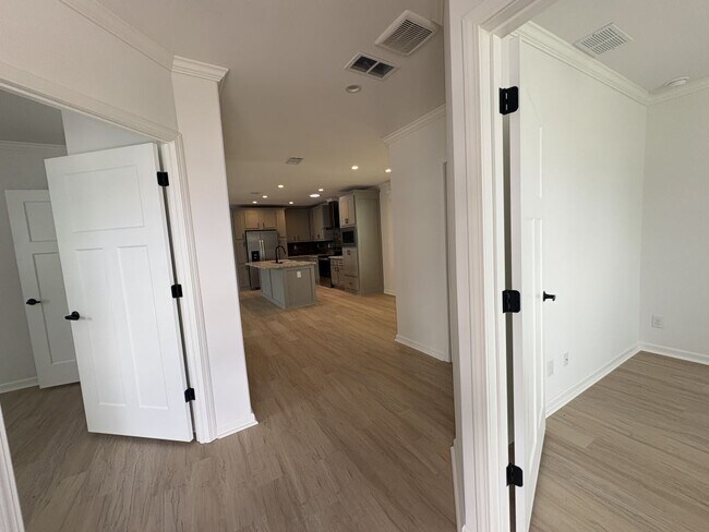Building Photo - 1643 Voyager Dr