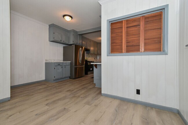 Building Photo - 1507 Bois D'Arc St