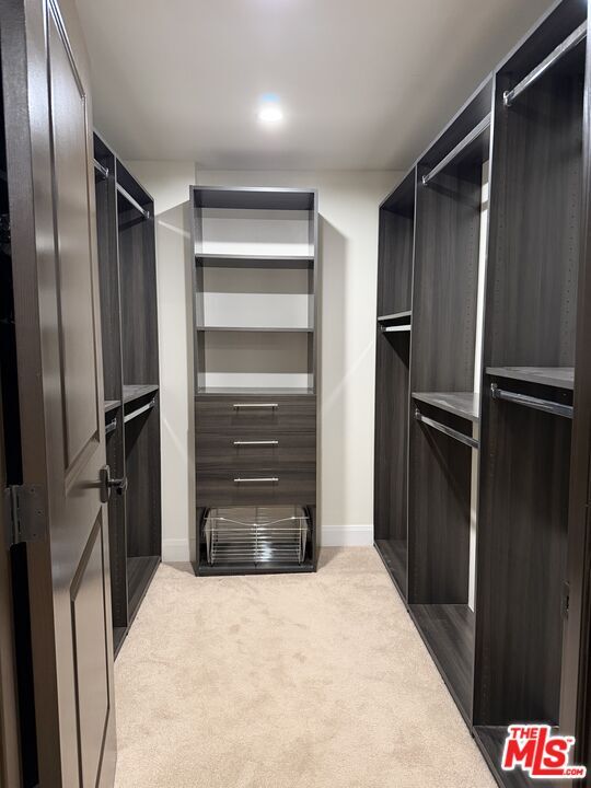 Building Photo - 10647 Ashton Ave