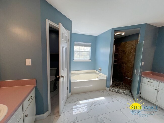 Building Photo - Smart & Solar-Powered South Crestview Home Near Duke Field & Eglin AFB