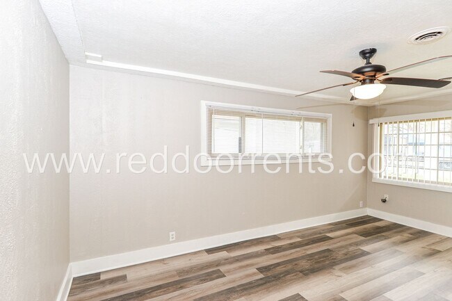 Building Photo - Coming soon! - Experience Urban Sophistica...