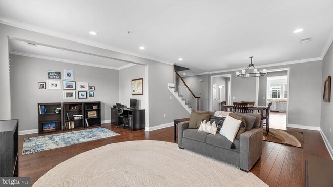 Building Photo - 7674 Maple Lawn Blvd