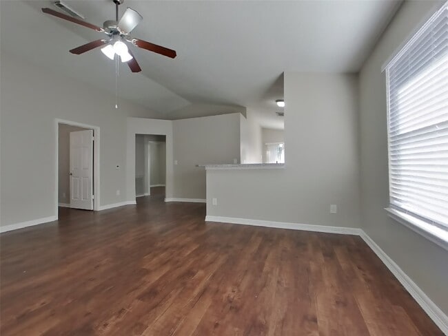 Building Photo - 3155 Boynton Dr