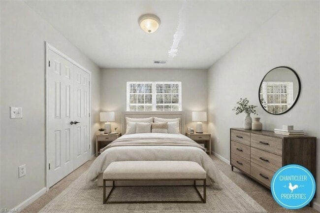 Building Photo - 1041 W Barton St