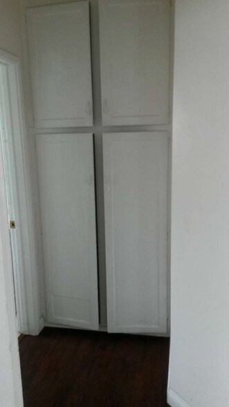 Building Photo - 820 Boylston St