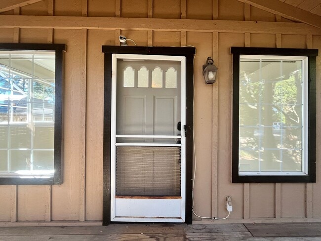Building Photo - Welcome To a Tranquil Cottage Nestled in t...