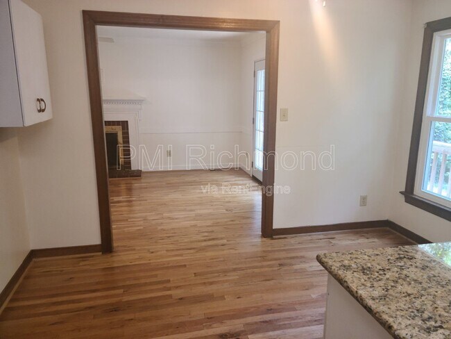 Building Photo - 10412 Kings Grant Dr