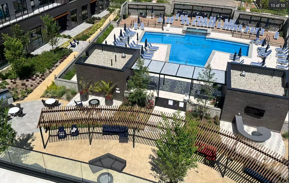 Pool and BBQ - 806 Sadie Cir