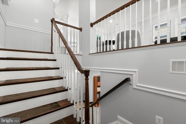 Building Photo - 7207 Phelps Hill Ct
