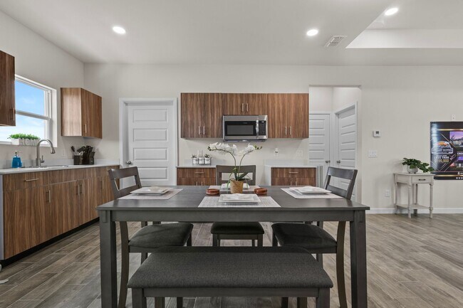 Building Photo - BRAND NEW HOMES FOR LEASE IN MERCEDES! CHO...