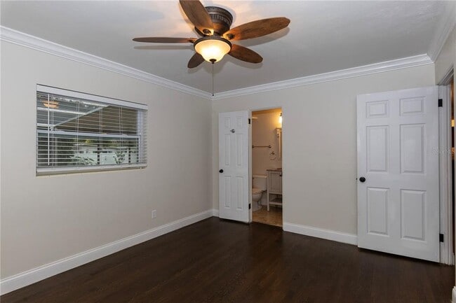 Building Photo - 226 W Spruce St