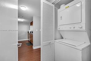 Building Photo - Northeast Bayshore Court, Miami, FL 33138 - 1 BR 1 BA condo