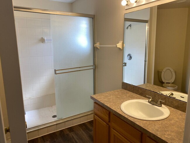 Building Photo - Home for rent