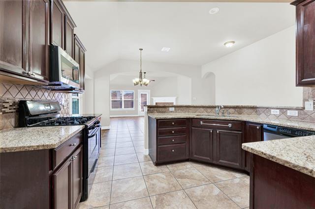 Building Photo - 908 Appalachian Dr