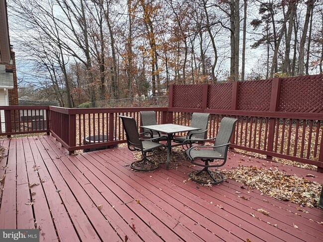 Building Photo - 12654 Valleywood Dr