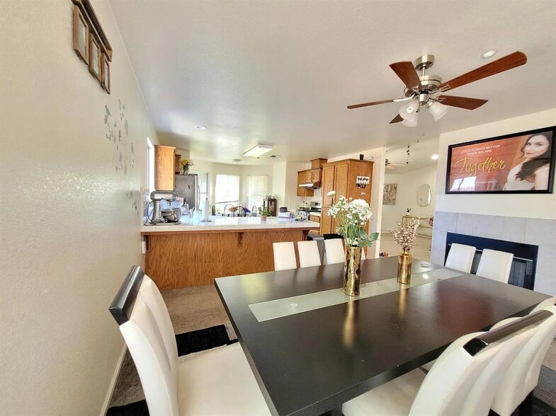 Building Photo - 6269 W San Carlos Ave
