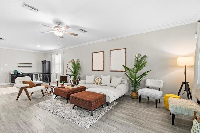 Building Photo - 9890 Red Bay Lp