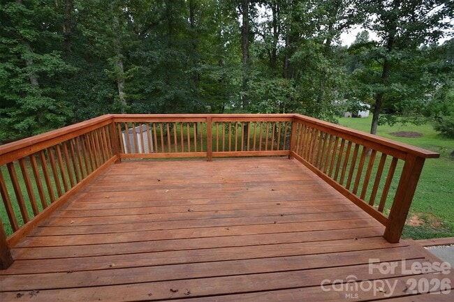 Building Photo - 112 Dundee Ct