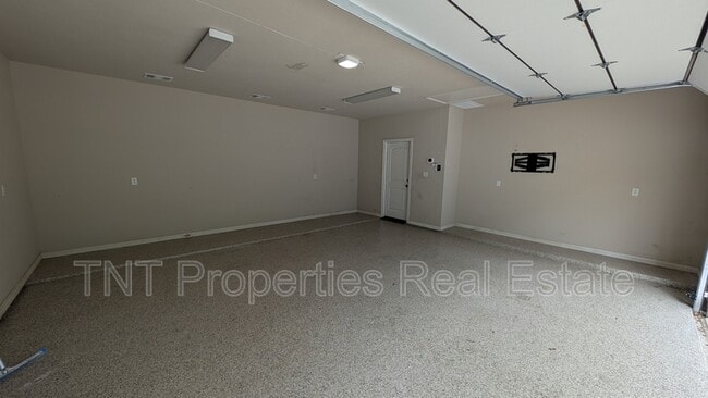 Building Photo - 2009 Moses Creek Ct