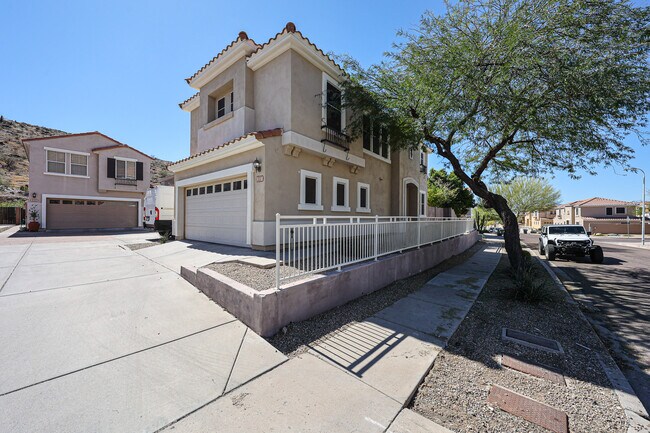 Building Photo - 337 W Mountain Sage Dr