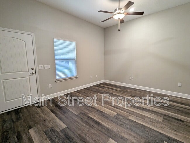 Building Photo - 1603 Blackwell Ln