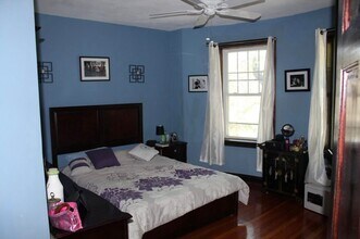 Building Photo - Brighton 1 Bed available now