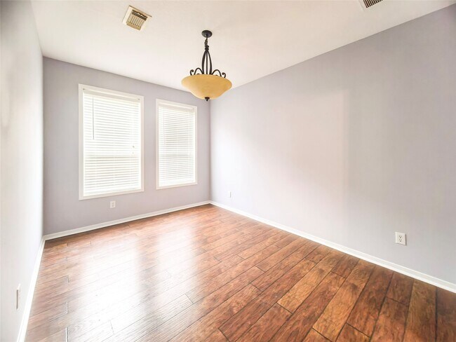 Building Photo - 15510 Fir Woods Ln