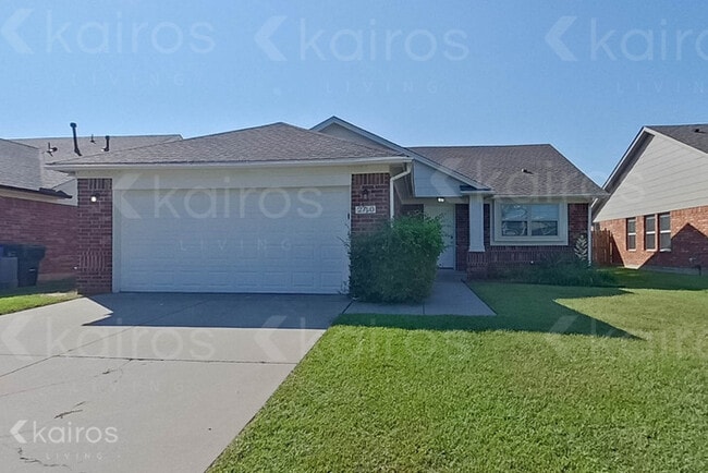 Building Photo - 2720 Edgemere Dr