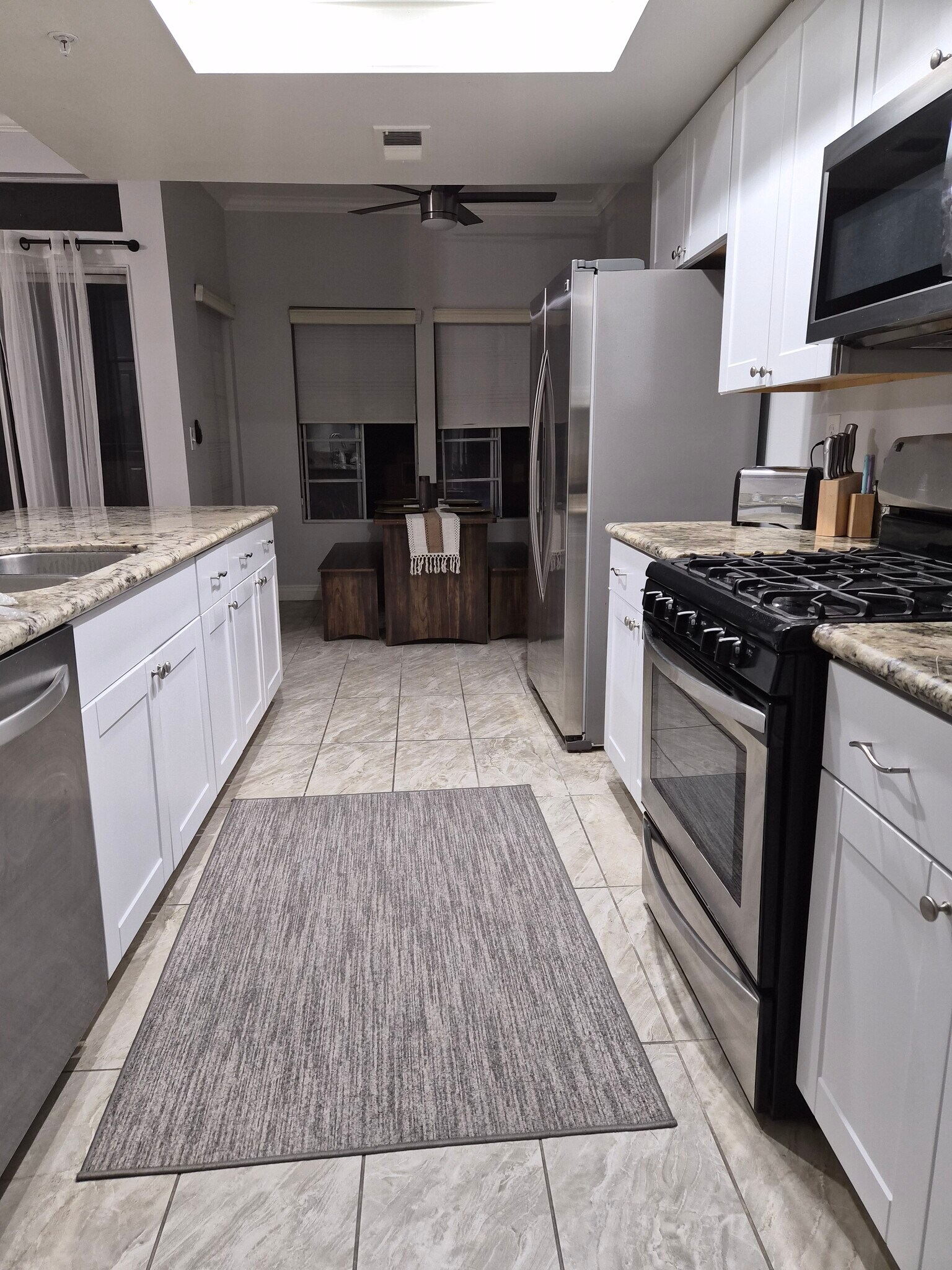 Building Photo - 4581 Warner Ave