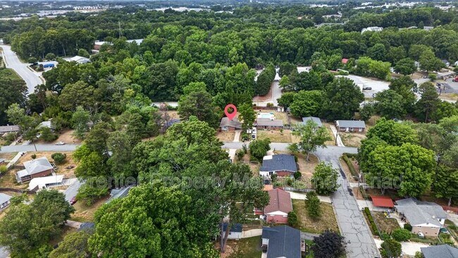 Building Photo - 4202 Halifax Rd