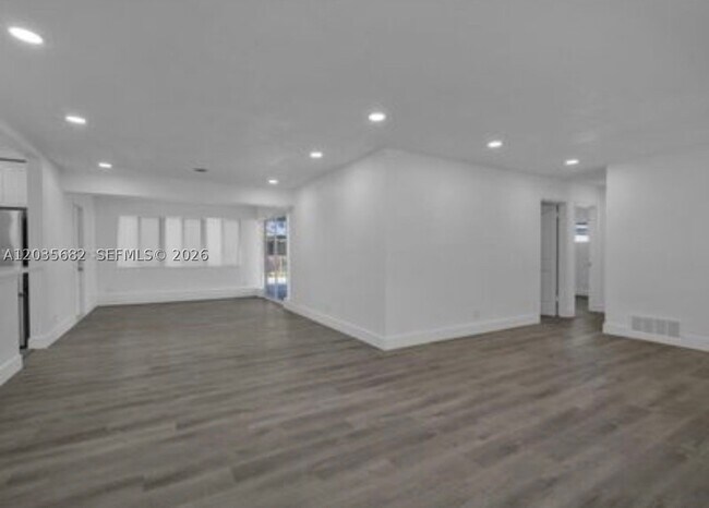 Building Photo - 3811 NW 6th St