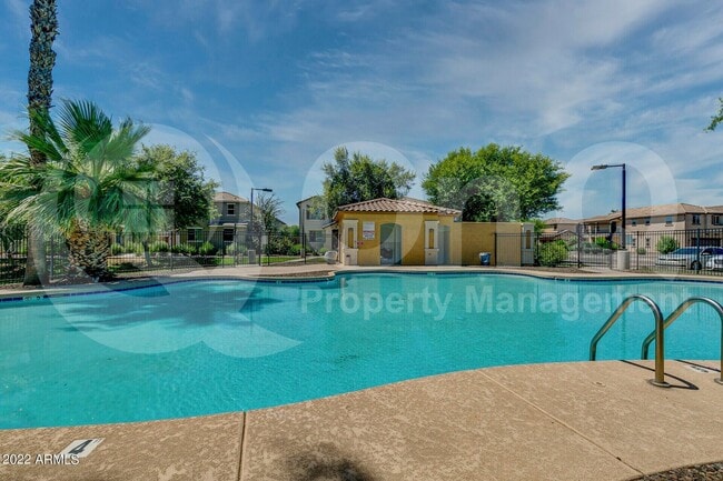 Building Photo - 2614 N 73rd Dr
