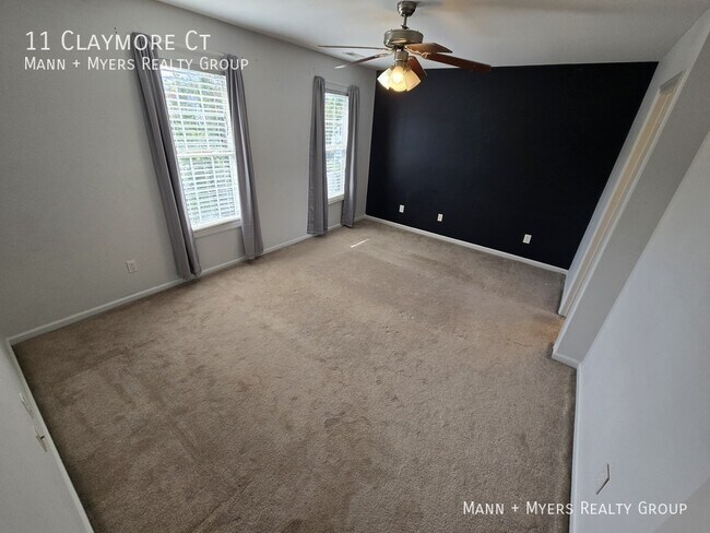 Building Photo - 11 Claymore Ct