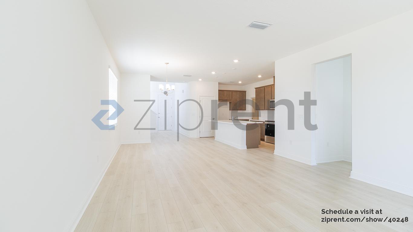 Building Photo - 2152 Sunshine Peak Dr