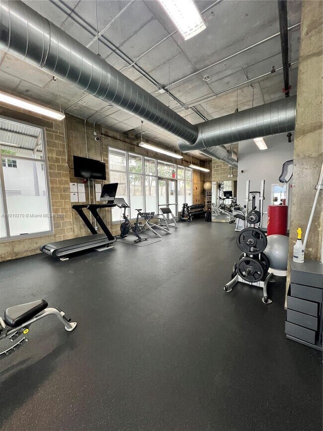 Building Photo - 411 NW 1st Ave