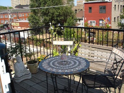 Balcony - 4933 N Winthrop Ave