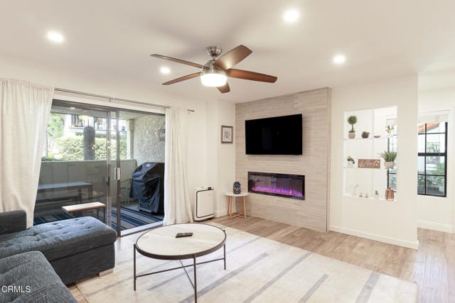 Building Photo - 2375 Martinique Ln