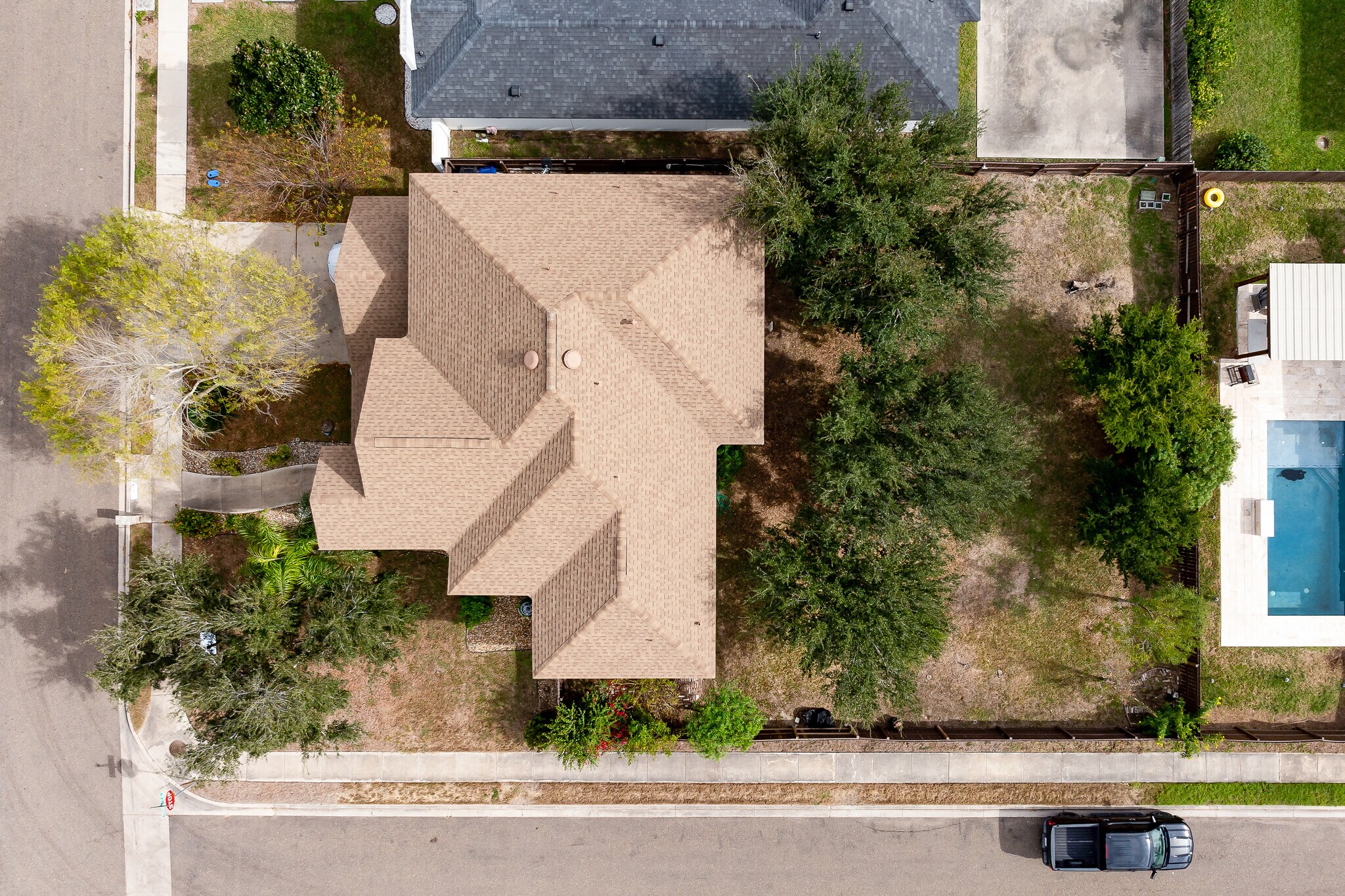 Building Photo - 4717 Ebony Ave